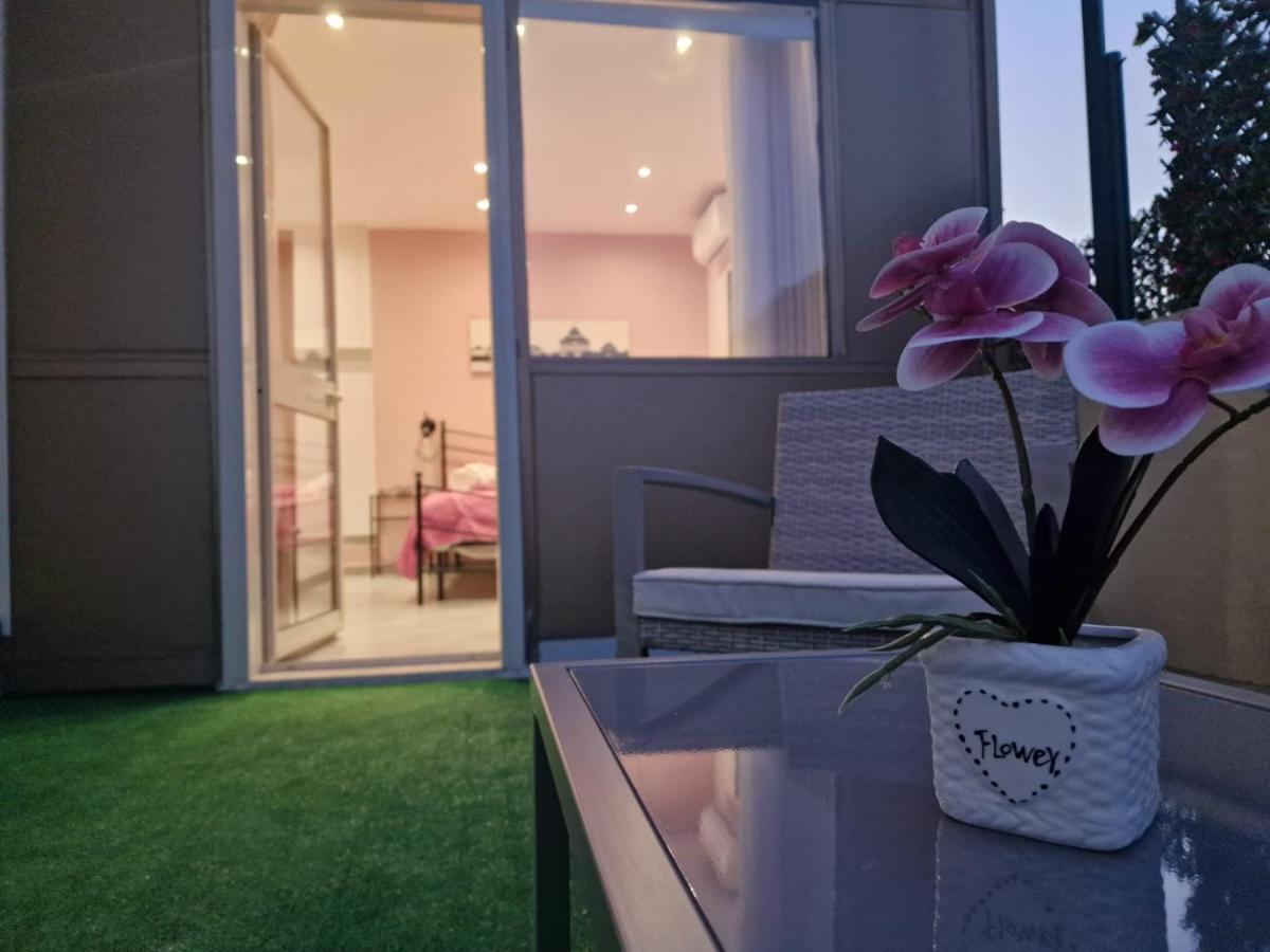 Saint Peter Vatican City Confortable Apartament Stellasia Casa Vacanza Rom Exterior foto